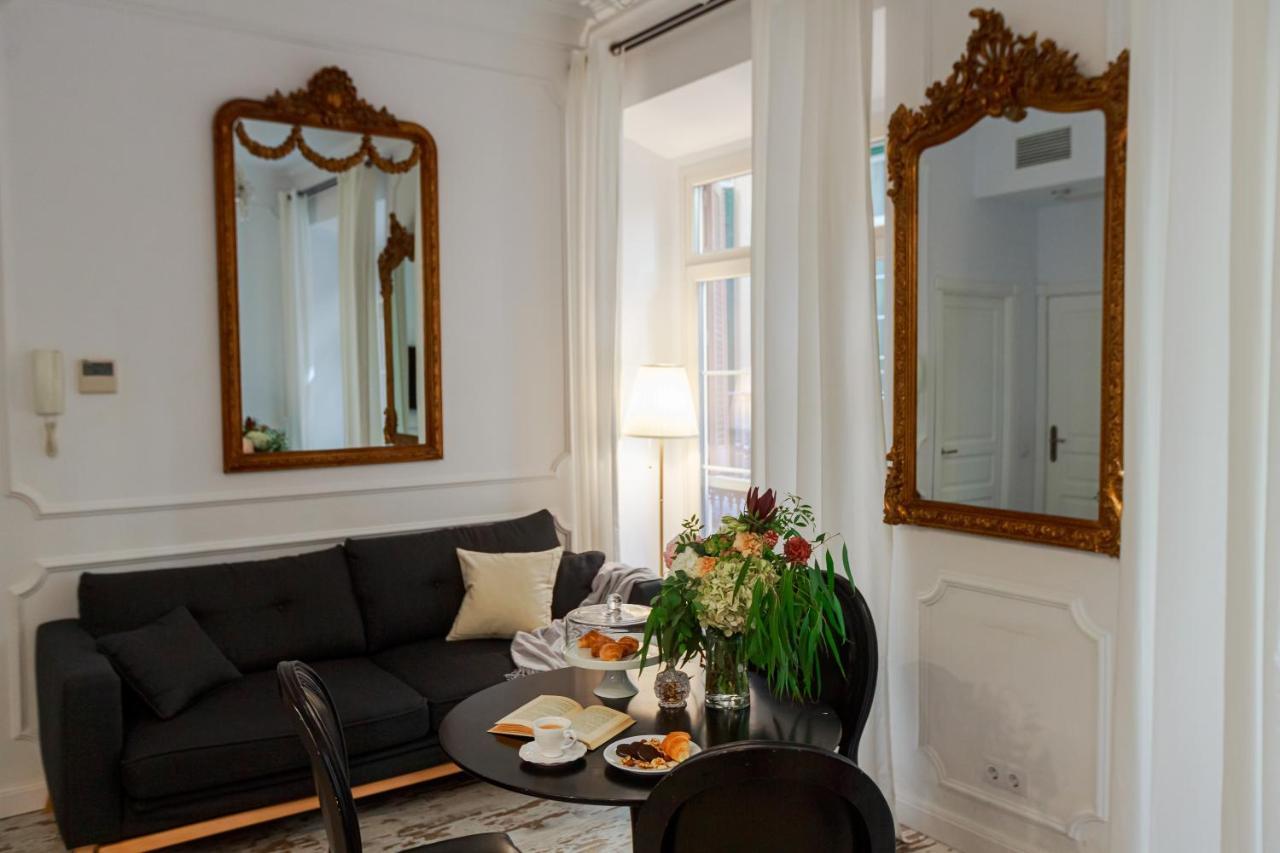 La Luna Suite In Old Town Of مالقة المظهر الخارجي الصورة